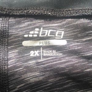 Plus size workout pants. 2x capri leggings